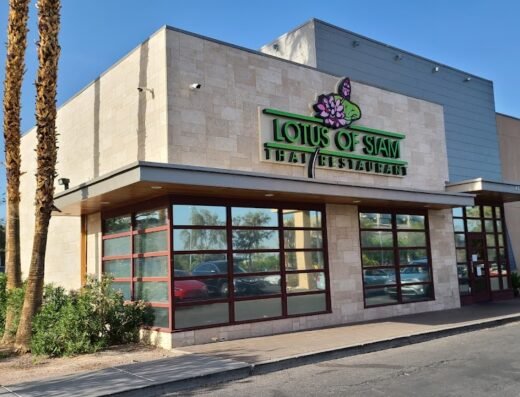 Lotus of Siam – Flamingo Road