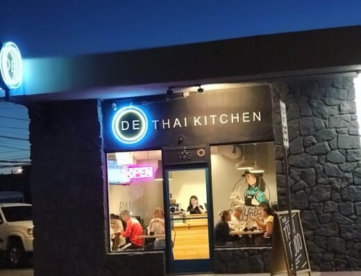 D E Thai Kitchen