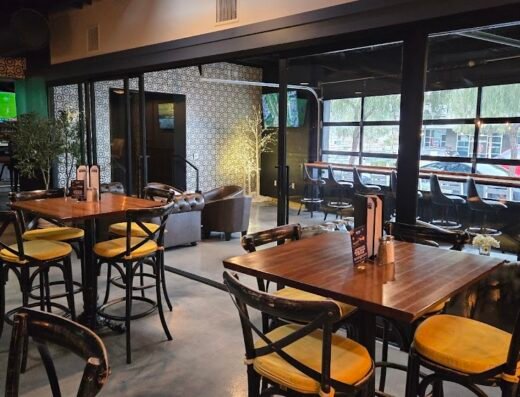 BLVD Grille – Gaming, Celler, & Cocktails