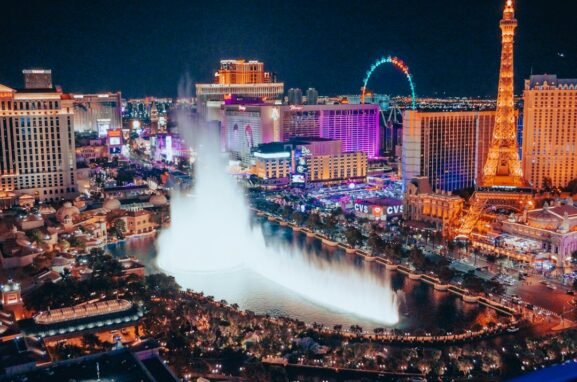 Las Vegas Strip and Bellagio fountains at night for the complete Strip guide