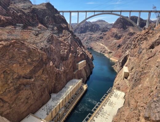 Comedy on Deck Grand Canyon and Hoover Dam Tours