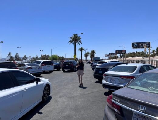Las Vegas Sign Parking