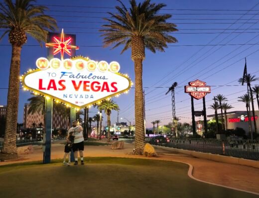 Welcome to Fabulous Las Vegas Sign