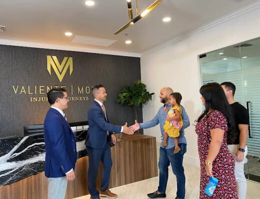 Valiente Mott Injury Attorneys