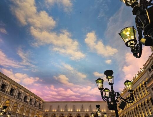 Venetian Self Park garage